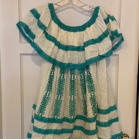 New ANTHROPOLOGIE Eyes of Simone Embroidered Peasant Top Summer OFF SHOULDER - Picture 4 of 8